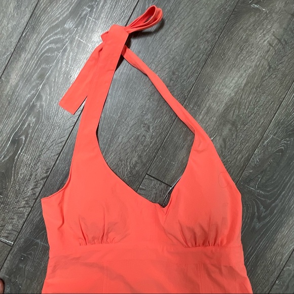Athleta halter dress smocked everywhere nylon blend athletic size 8 - Picture 6 of 7